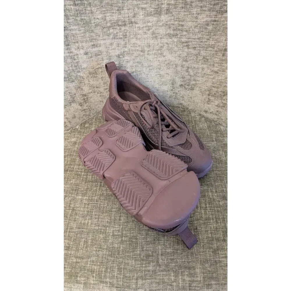 Steve Madden Possession Sneakers, size 9 (US)